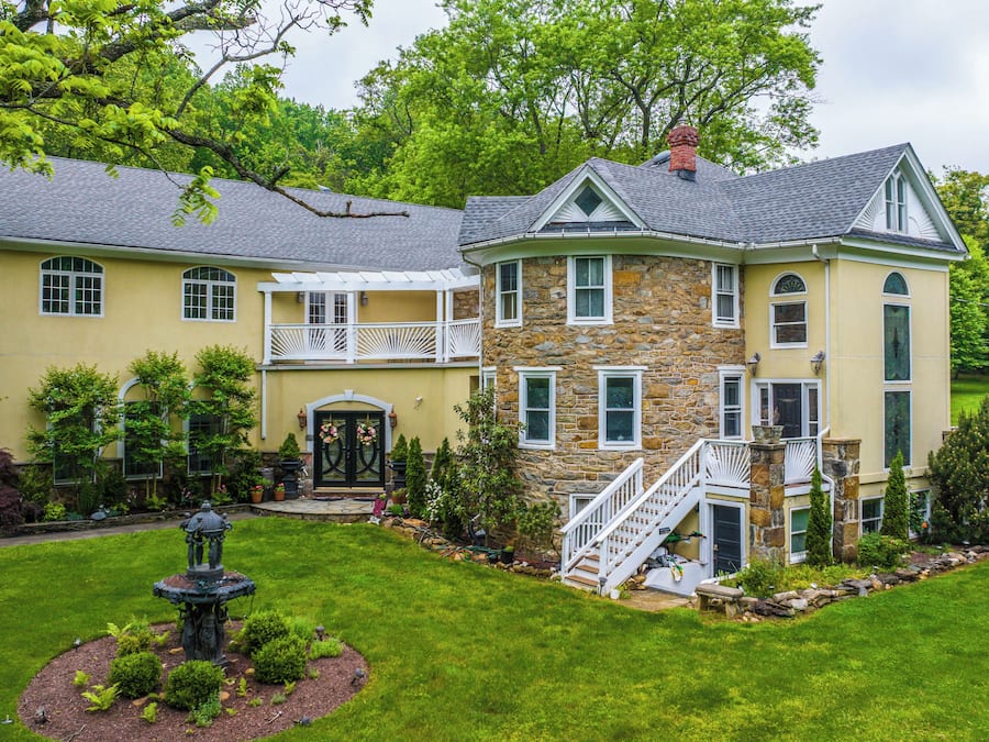 Façade de lâhĂ©bergement