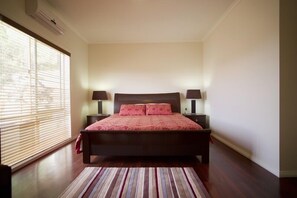 Room - Bulla Hill (BULLA)