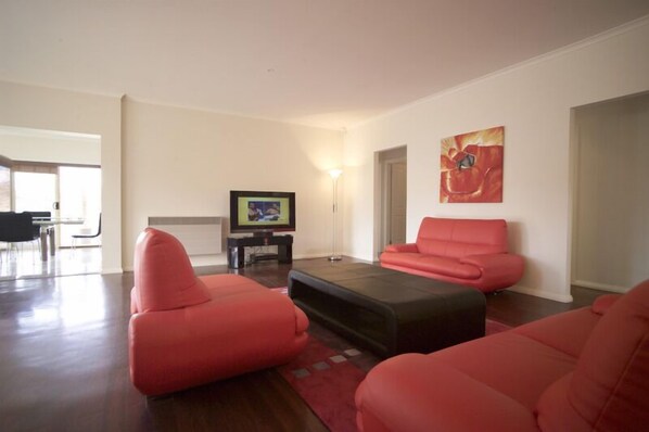Lobby - Bulla Hill (BULLA)