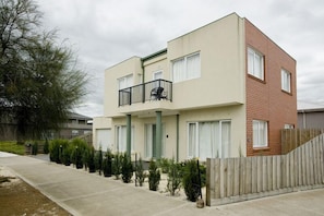 View from property - City Condo (GOWANBRAE)