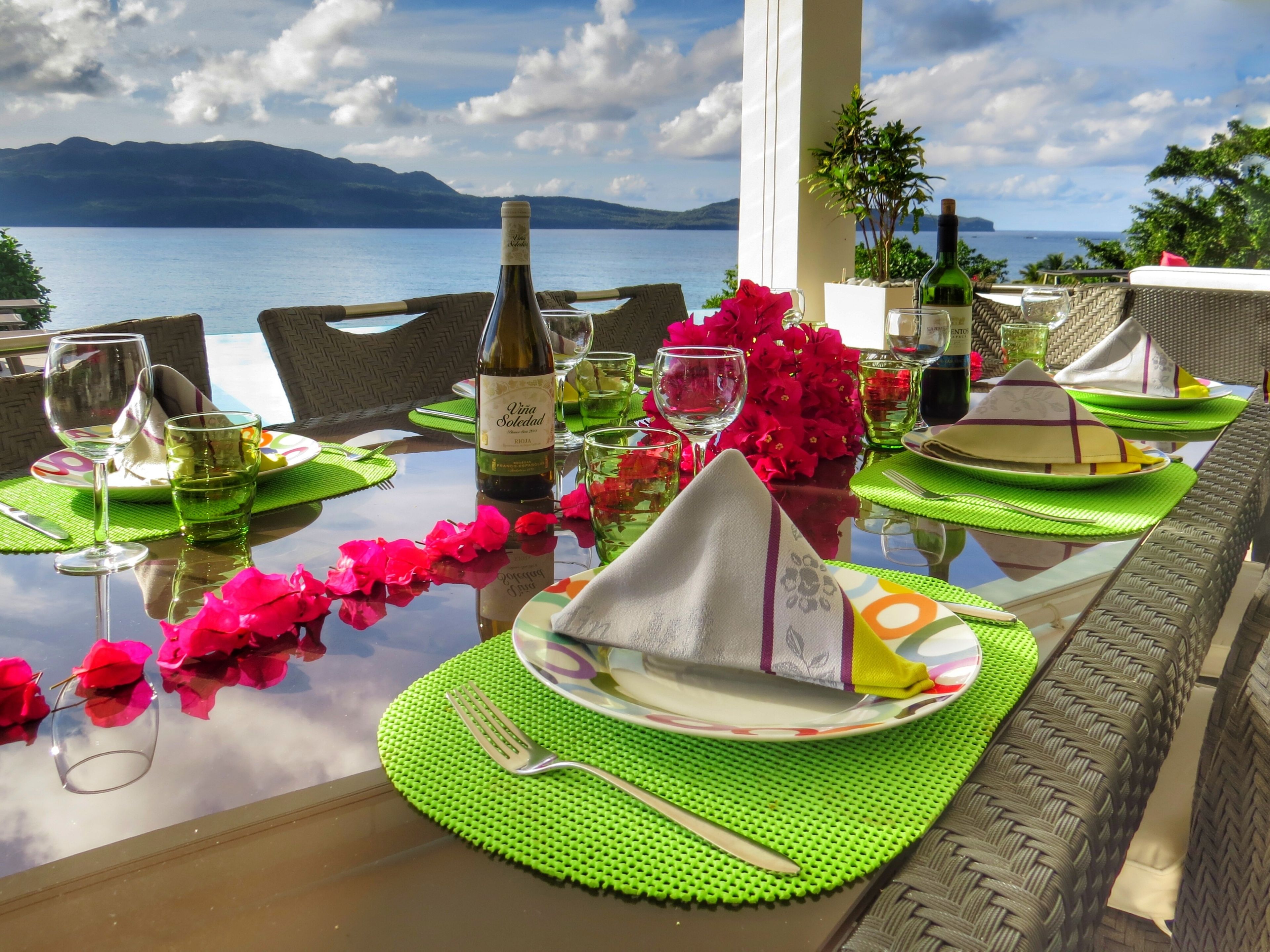 Villa Deluxe, 4 chambres, vue océan, en front de mer | Restauration dans la chambre