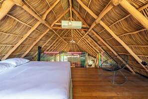 Loft 7 | 高級寢具、遮光布/窗簾、免費無線上網、床單