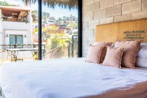 Loft 7 | Sengetøy av topp kvalitet, blendingsgardiner og wi-fi (inkludert)