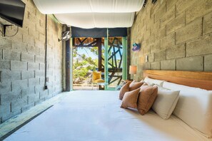 Loft 3 | Premium bedding, blackout drapes, free WiFi, bed sheets - Papelillo Lofts (Sayulita)