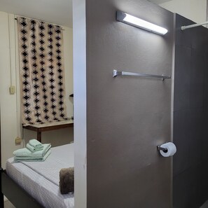 Basic Double Room, 1 Bedroom, Private Bathroom