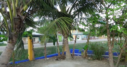 Hacienda Tropical Guest House