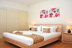 Room - City Mews (GOWANBRAE)