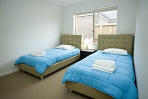 Room - Villa Mystic (POINT COOK)