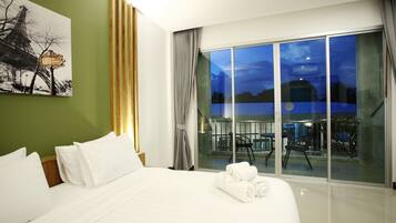 City View Room | Minibar, in-room safe, desk, rollaway beds