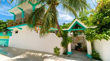 Façade de lâhĂ©bergement