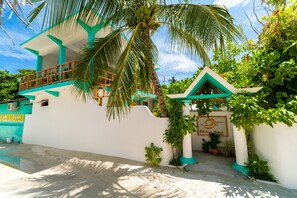Façana frontal de l'allotjament