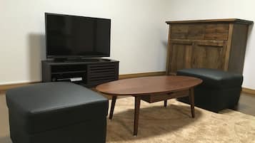 2 Bedroom Apartment, Non-Smoking, Mountain View | Room amenity