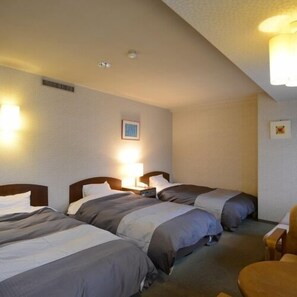 Standard-Dreibettzimmer, Nichtraucher