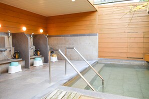 Public bath - Beachside Hotel Kashimaso (Tonosho)