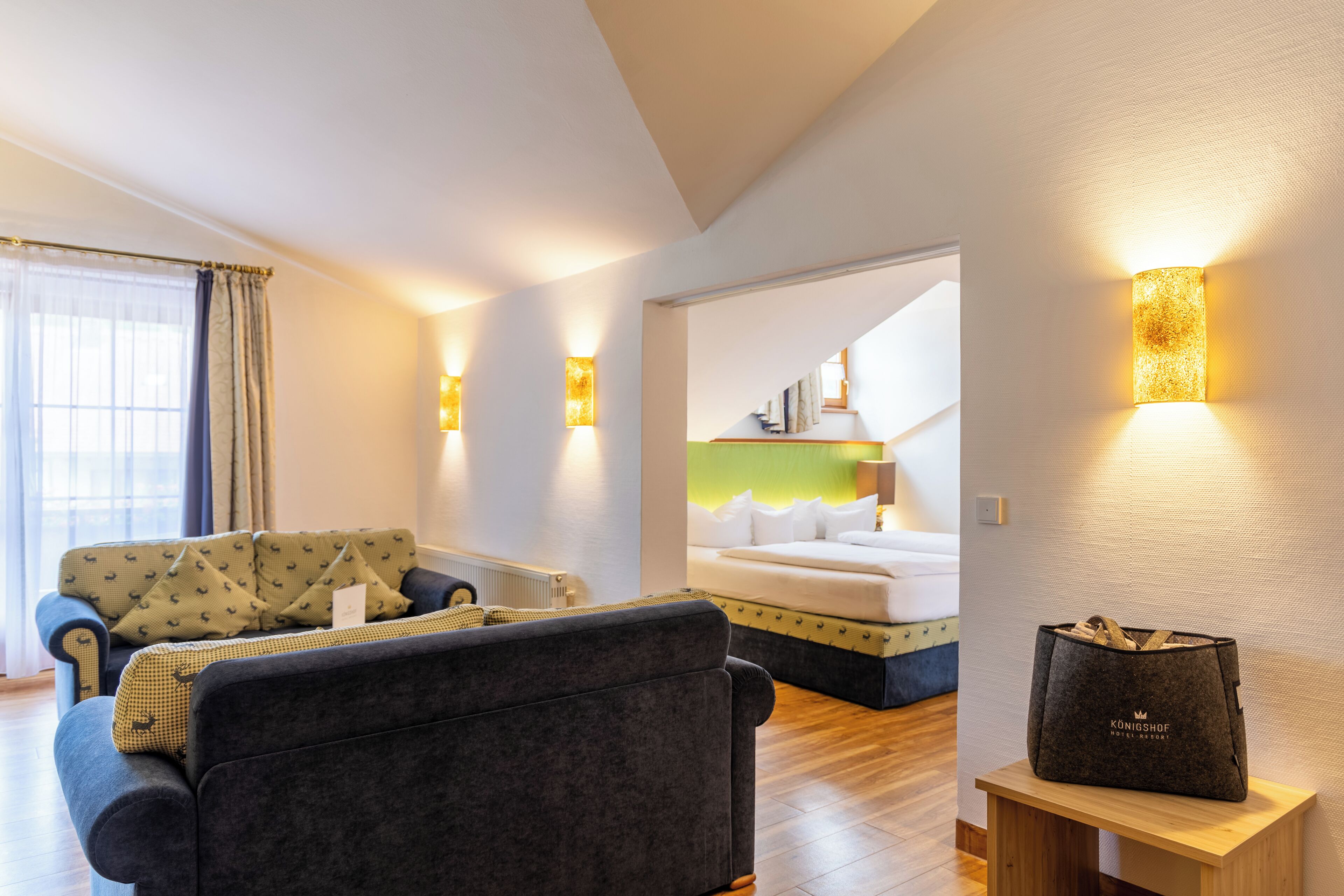 Junior-Suite, Balkon, Bergblick | Innenbereich