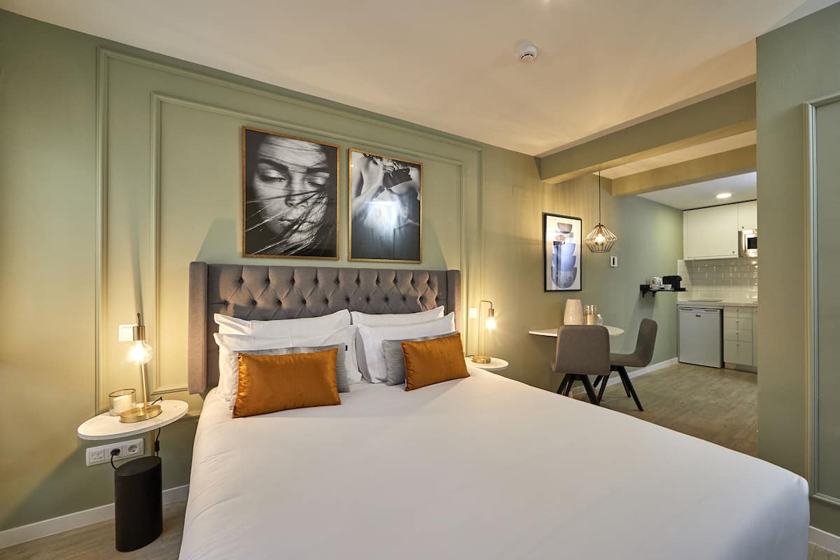 Superior Double Room (Interior) | 1 bedroom, blackout drapes, free cribs/infant beds, free WiFi