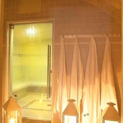 Sale per trattamenti di coppia, sauna, vasca idromassaggio, bagno turco