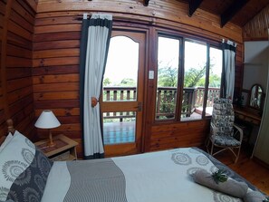 Family House, 3 Bedrooms | 3 bedrooms, in-room safe, desk, iron/ironing board - Interlude in Knysna (Knysna)