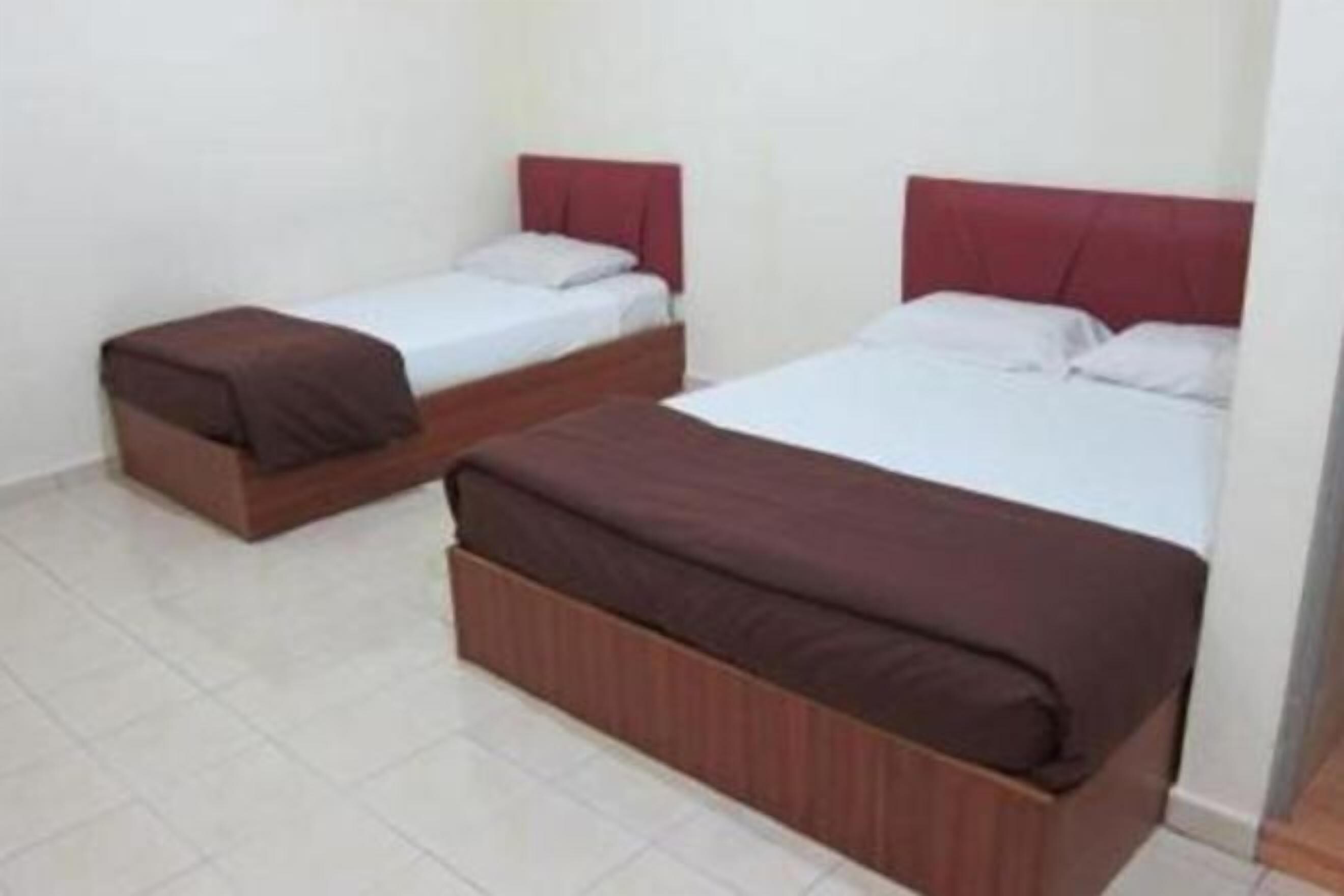 Desk, iron/ironing board, free WiFi