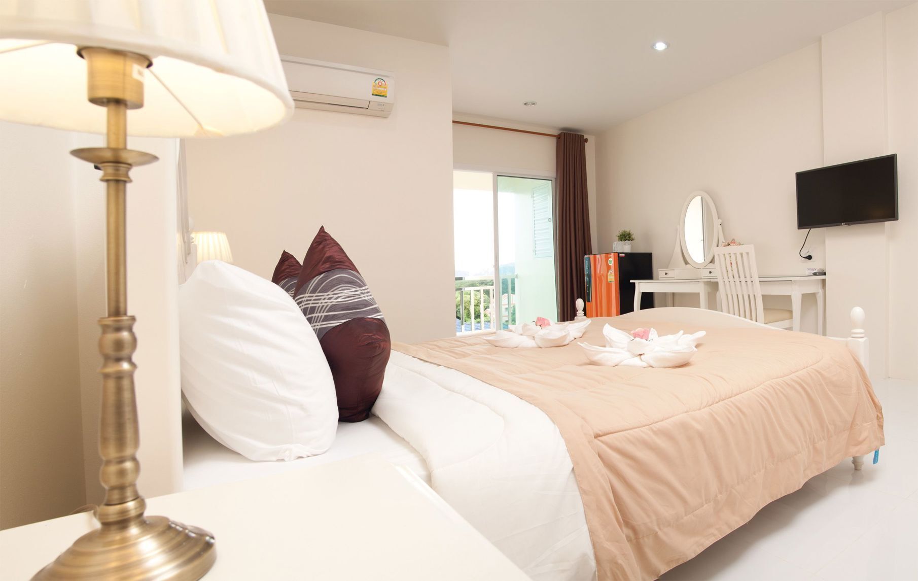 Bureau, accès au Wi-Fi (inclus)