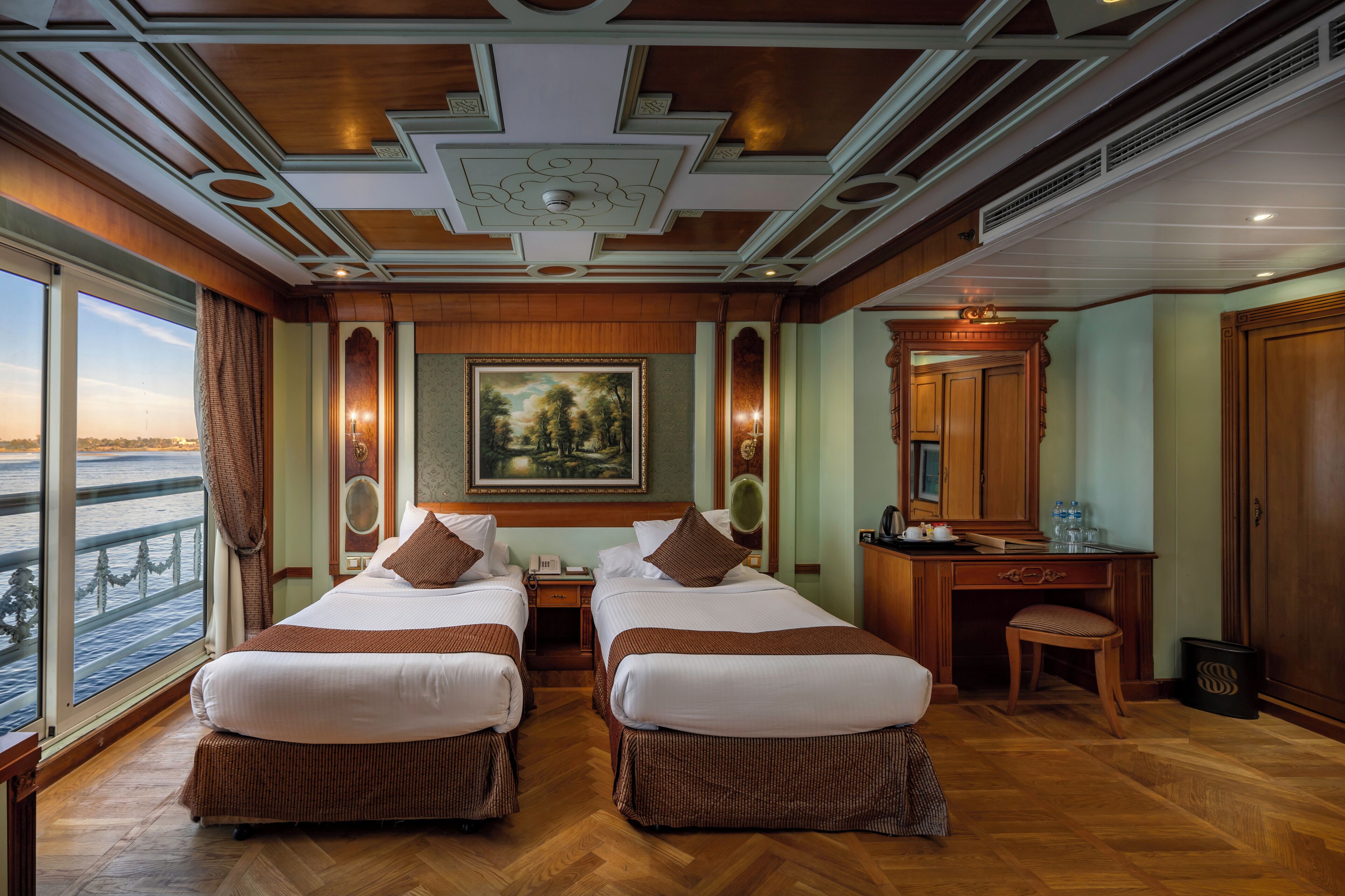 Presidential Suite | Premium bedding, minibar, in-room safe, soundproofing