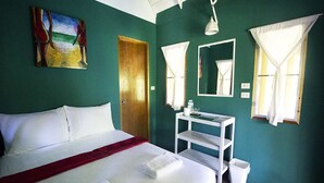 Wooden Bungalow (Fan Room) | 免费 WiFi