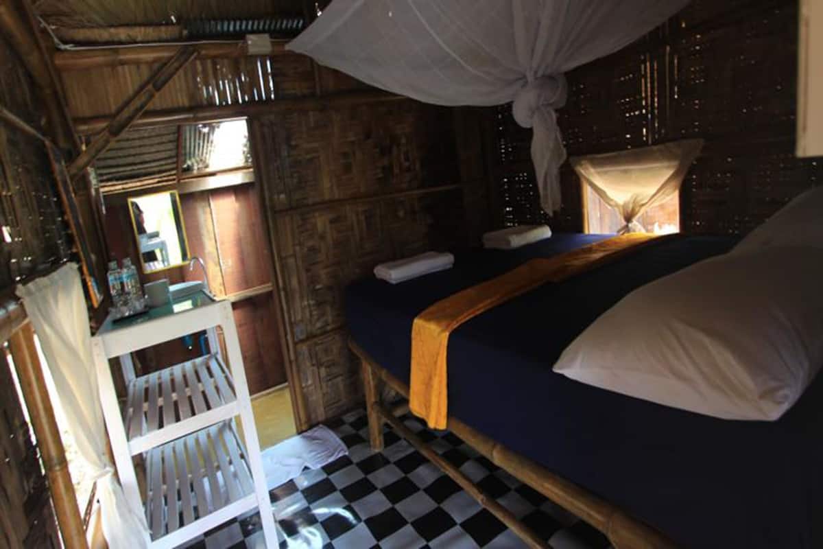 Bamboo Bungalow | Free WiFi