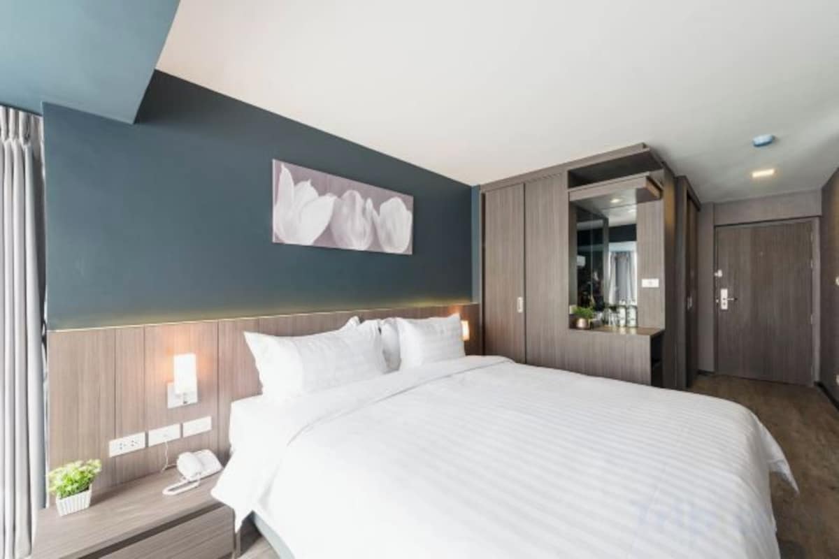 In-room safe, blackout drapes, iron/ironing board (on request)