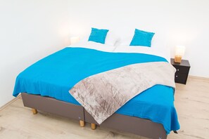 2 habitaciones, tabla de planchar con plancha y wifi gratis