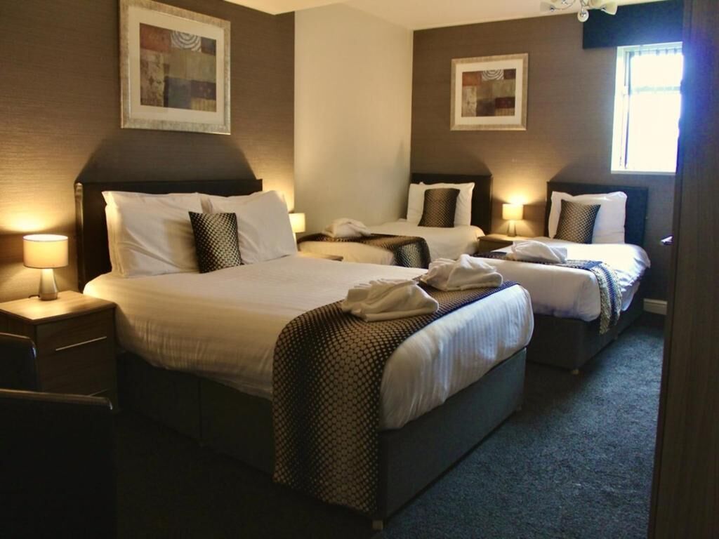 Premier Triple Room