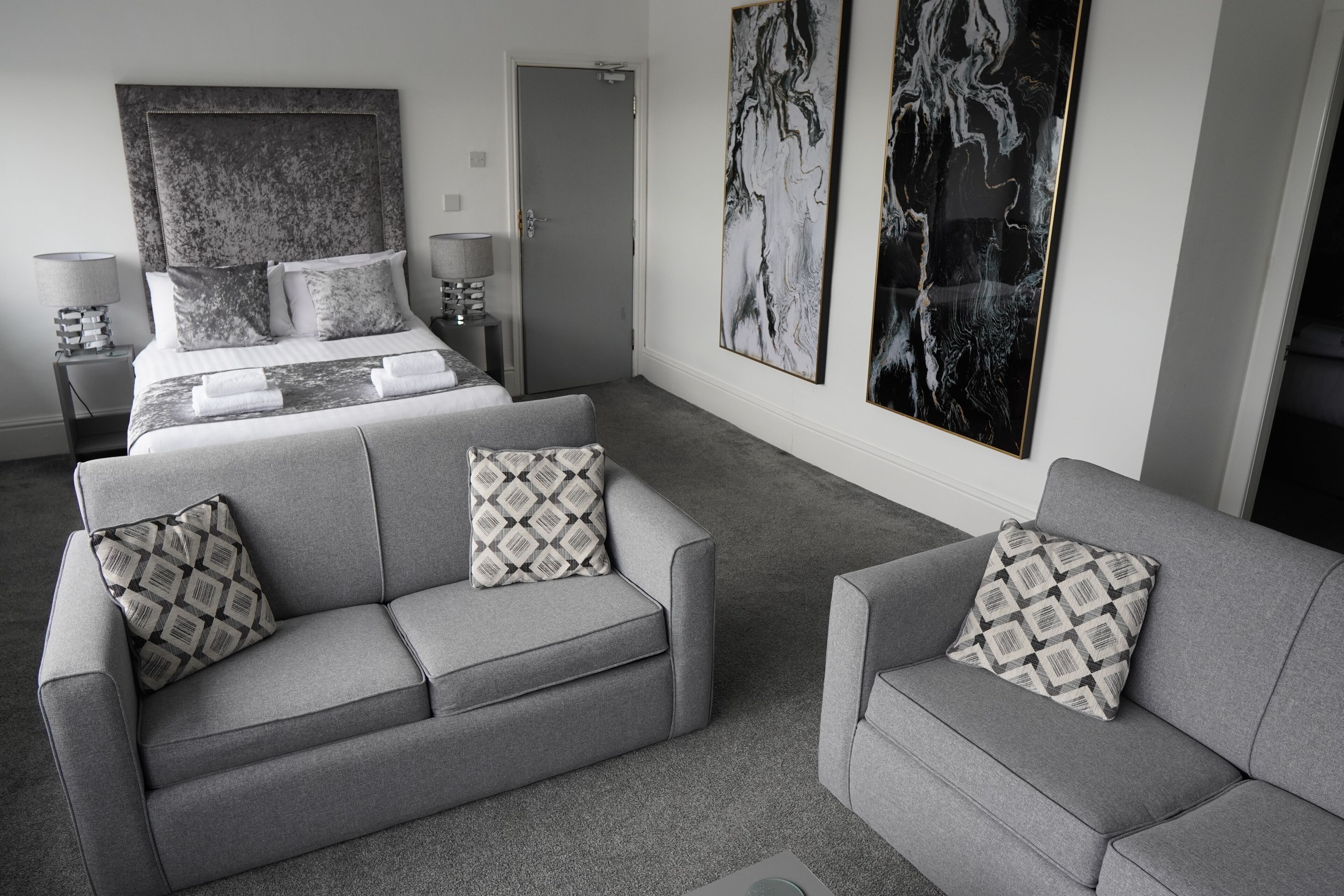 Free WiFi, bed sheets