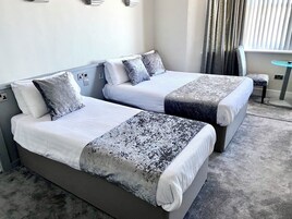 패밀리룸 | 무료 WiFi, 침대 시트