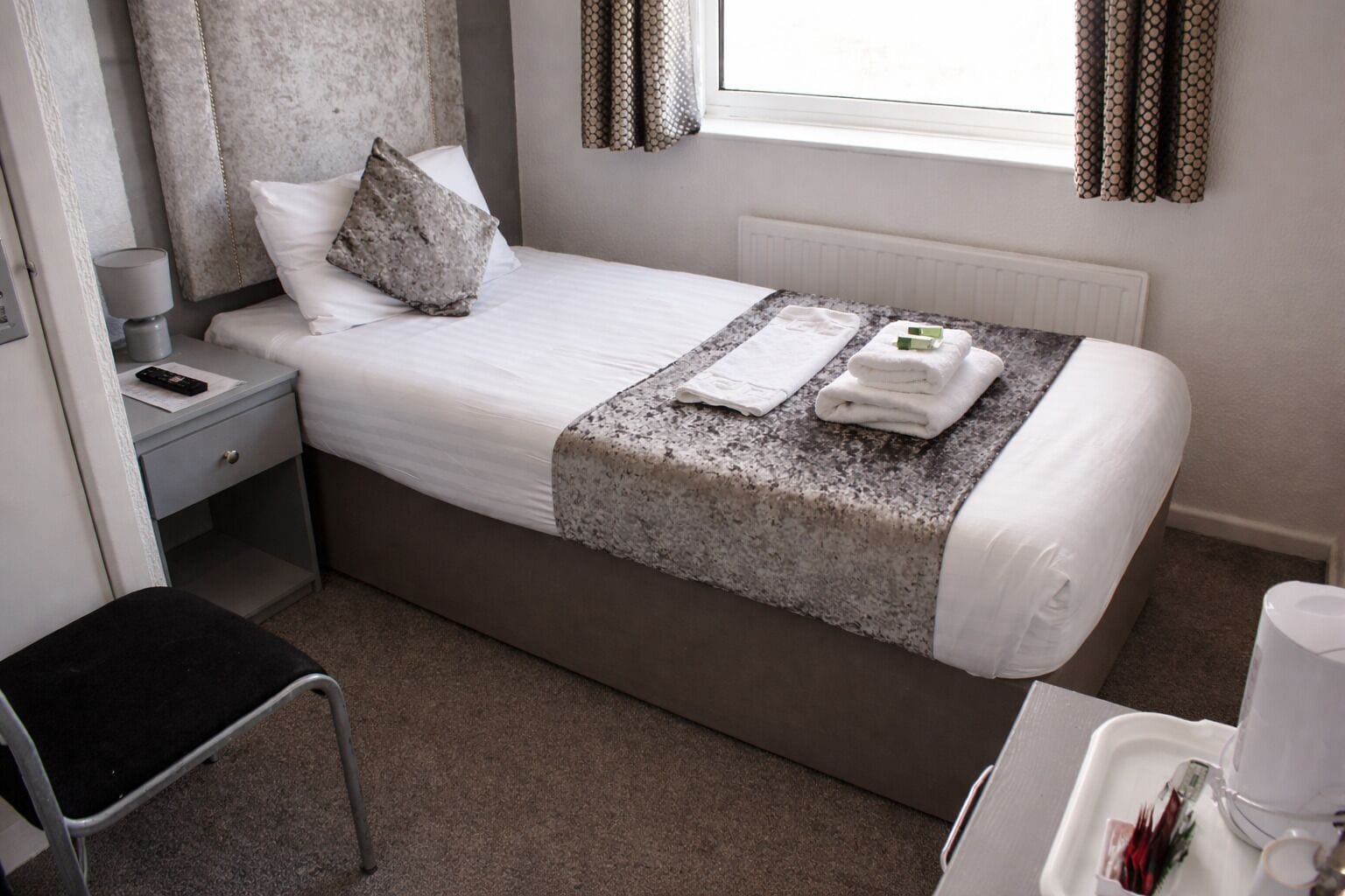 Standard Single Room, Sea View | Free WiFi, bed sheets
