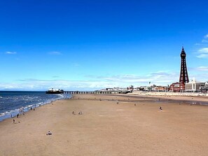 On the beach - The Royal Carlton Hotel (Blackpool)