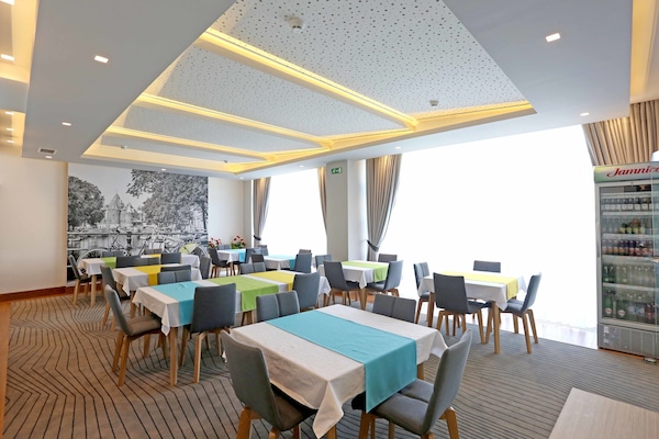 Free daily local cuisine breakfast