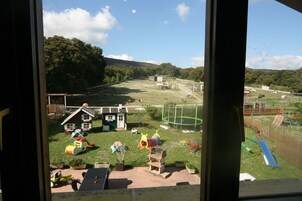 Desk, blackout drapes, soundproofing, free WiFi