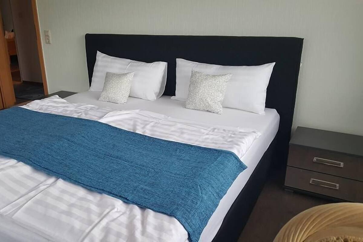 Desk, free WiFi, bed sheets
