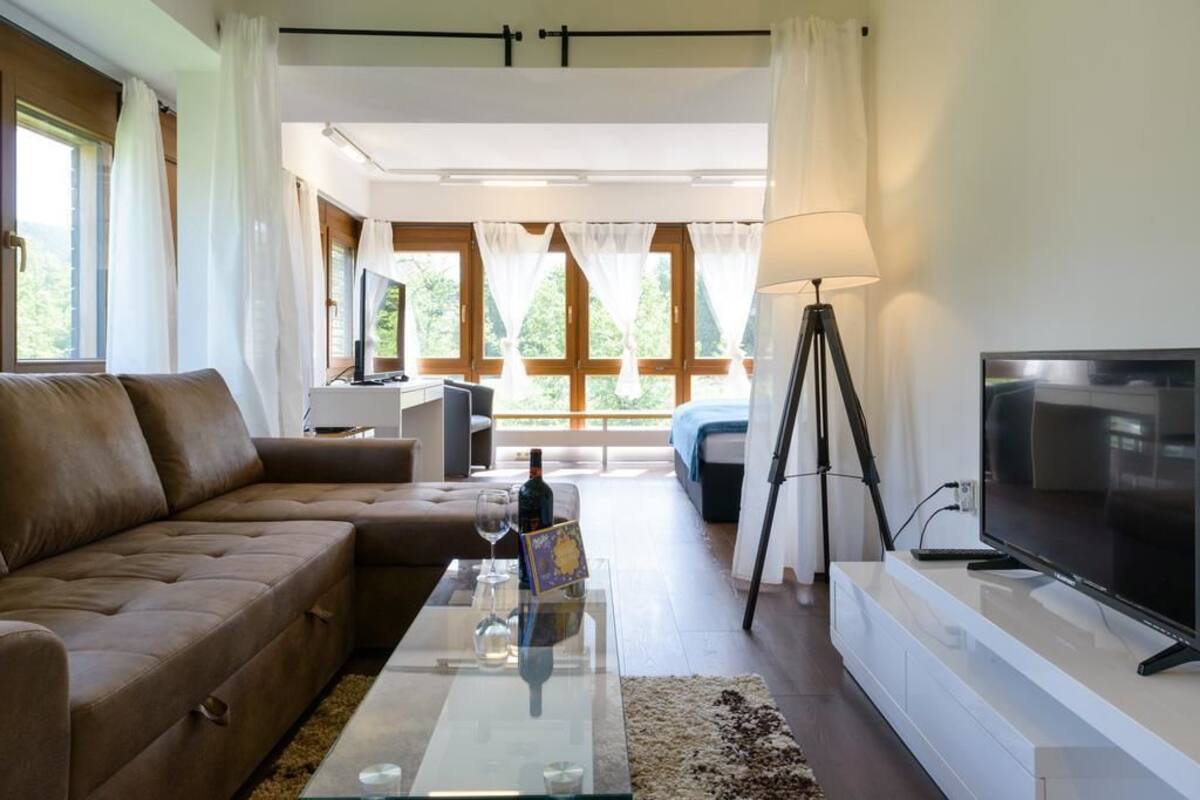 Junior Suite, 1 Double Bed | Desk, free WiFi, bed sheets