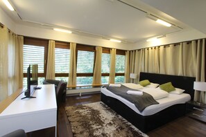 Junior Suite, 1 Double Bed | Desk, free WiFi, bed sheets
