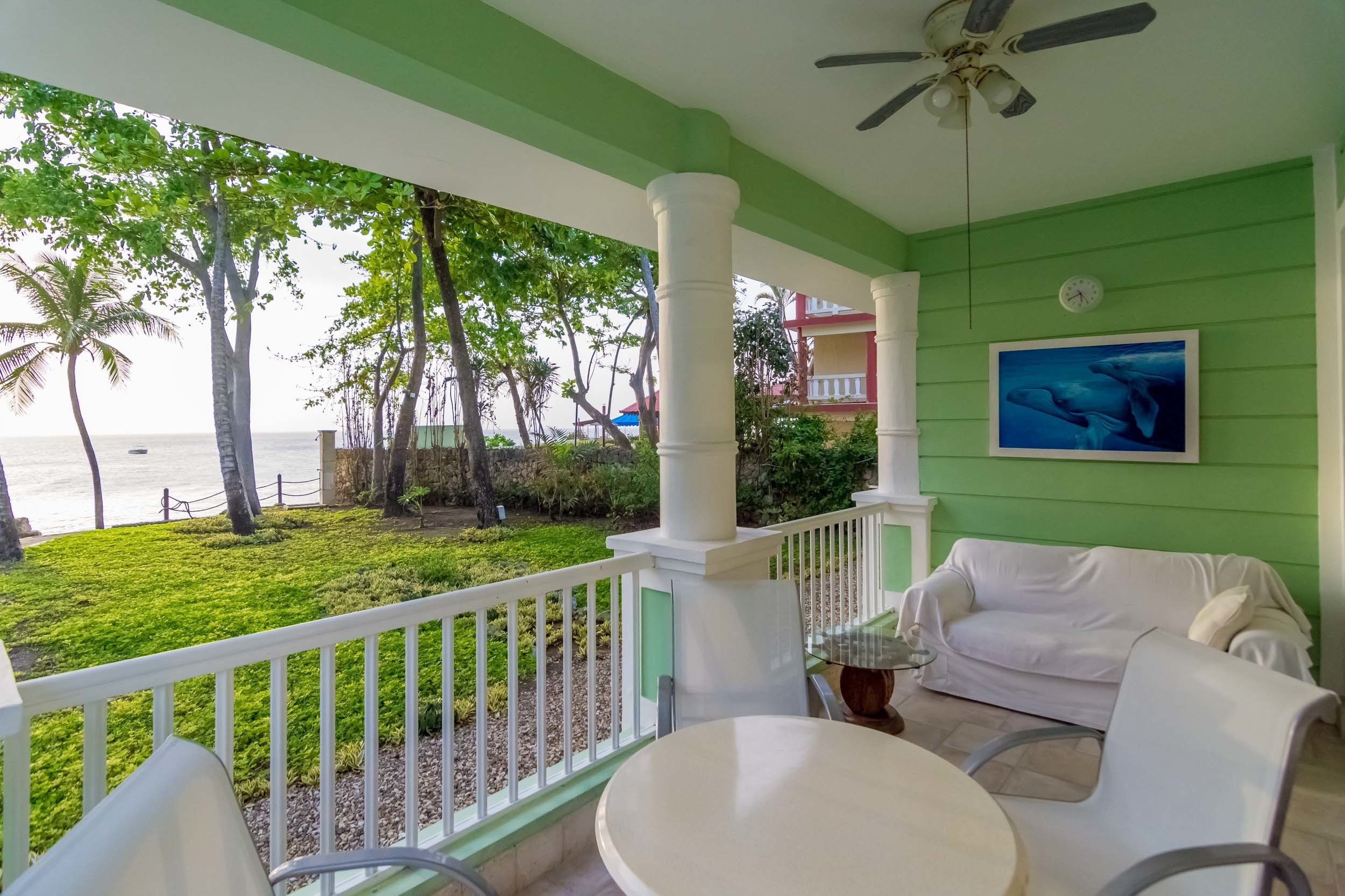 Two Bedroom Alex | Terrace/patio