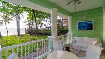 Two Bedroom Alex | Terrace/patio