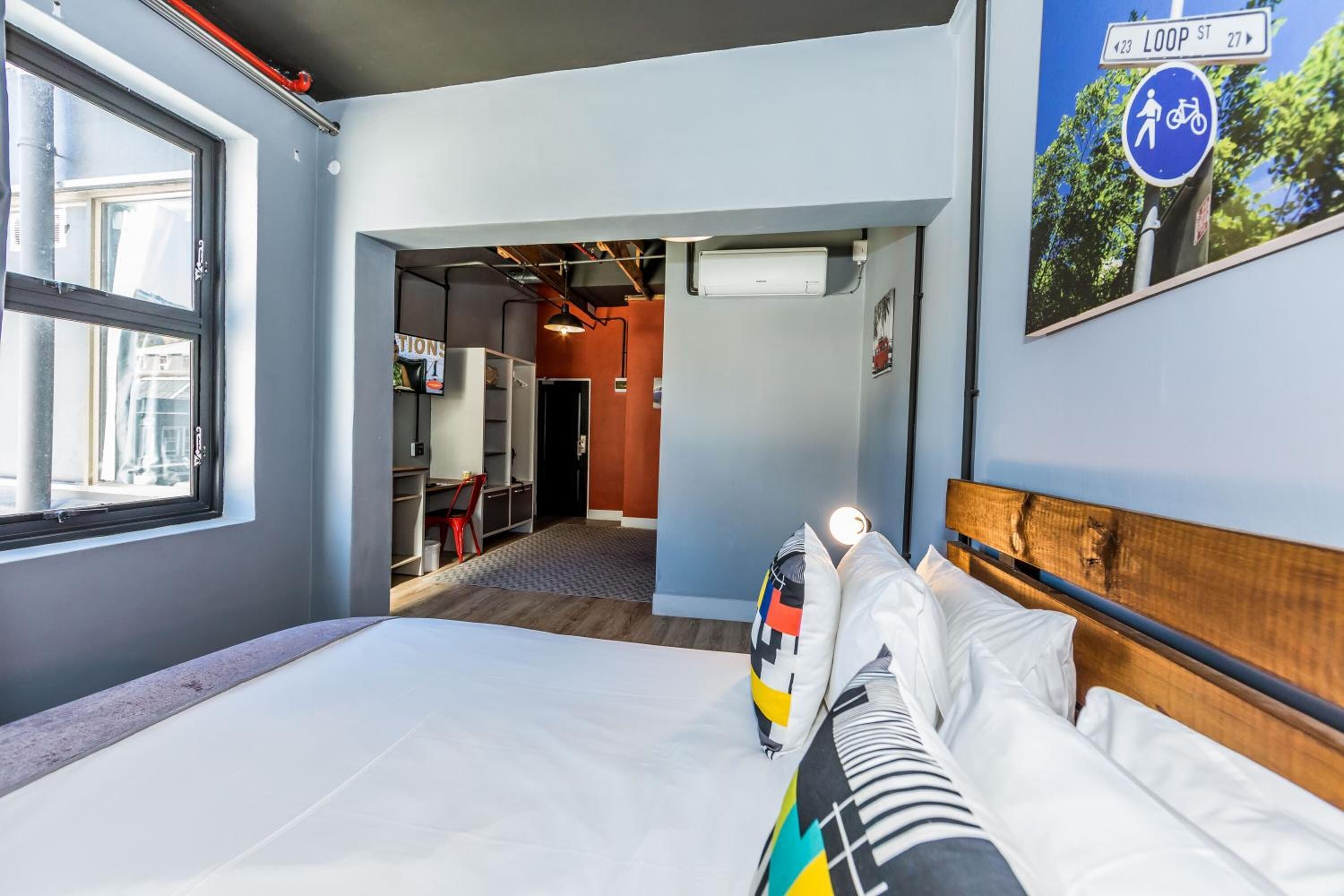 in-room safe, desk, iron/ironing board, free wifi