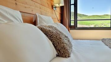 Comfort Double Room, 1 Double Bed, Mountain View | Soundproofing, free cots/infant beds, rollaway beds, free WiFi