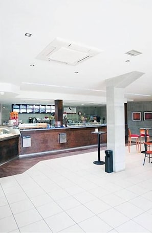 Dining - Area Serrano (Buniel)