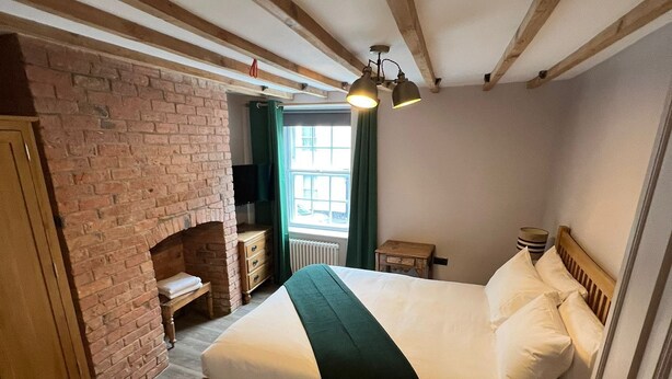 Cottage dành cho gia đình, có phòng tắm riêng (Cottage 17, next door ) | Bộ đồ giường cao cấp, nôi/cũi di động