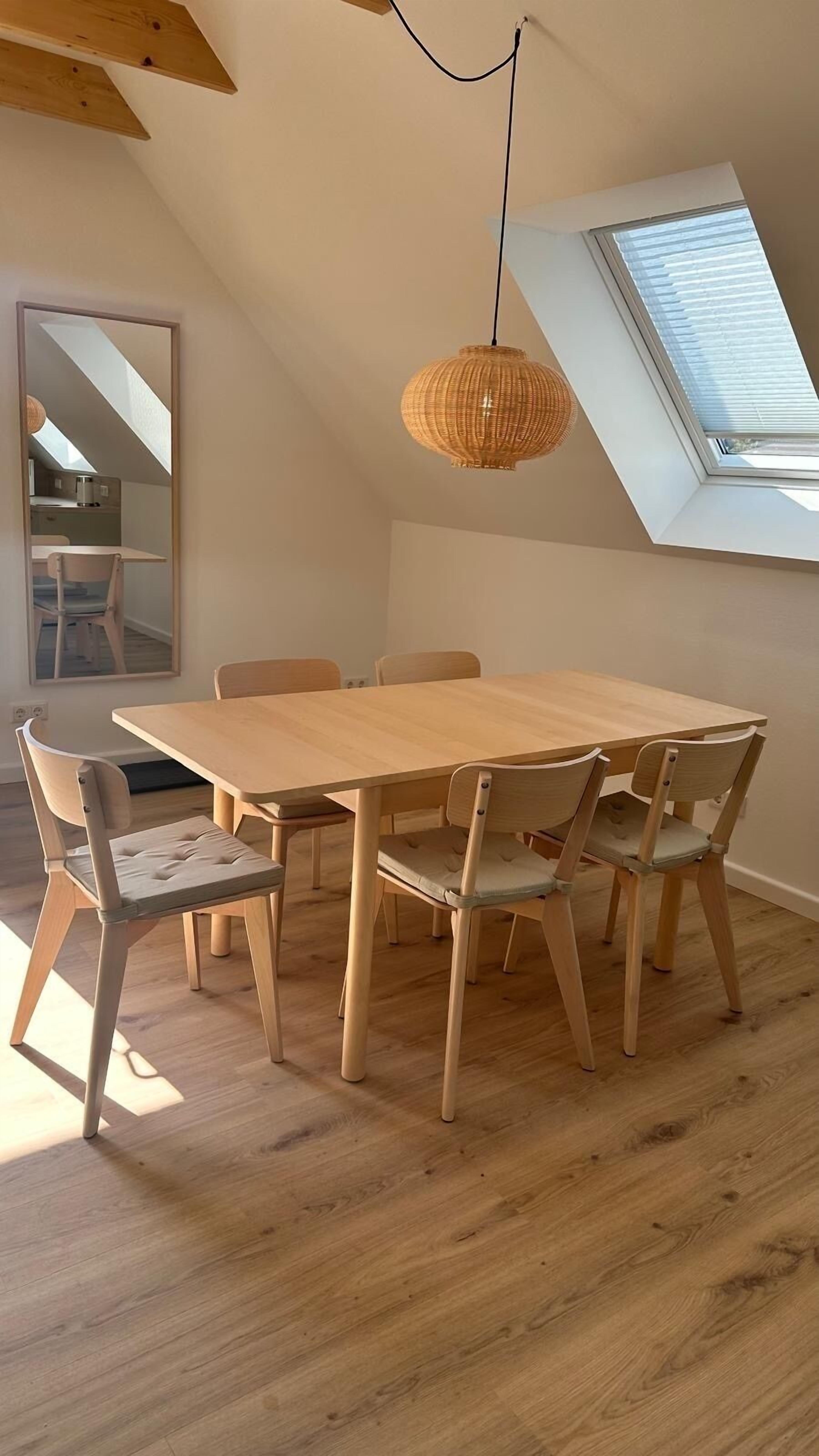 Design-Apartment, eigenes Bad (Große Maräne Oben) | Speisen