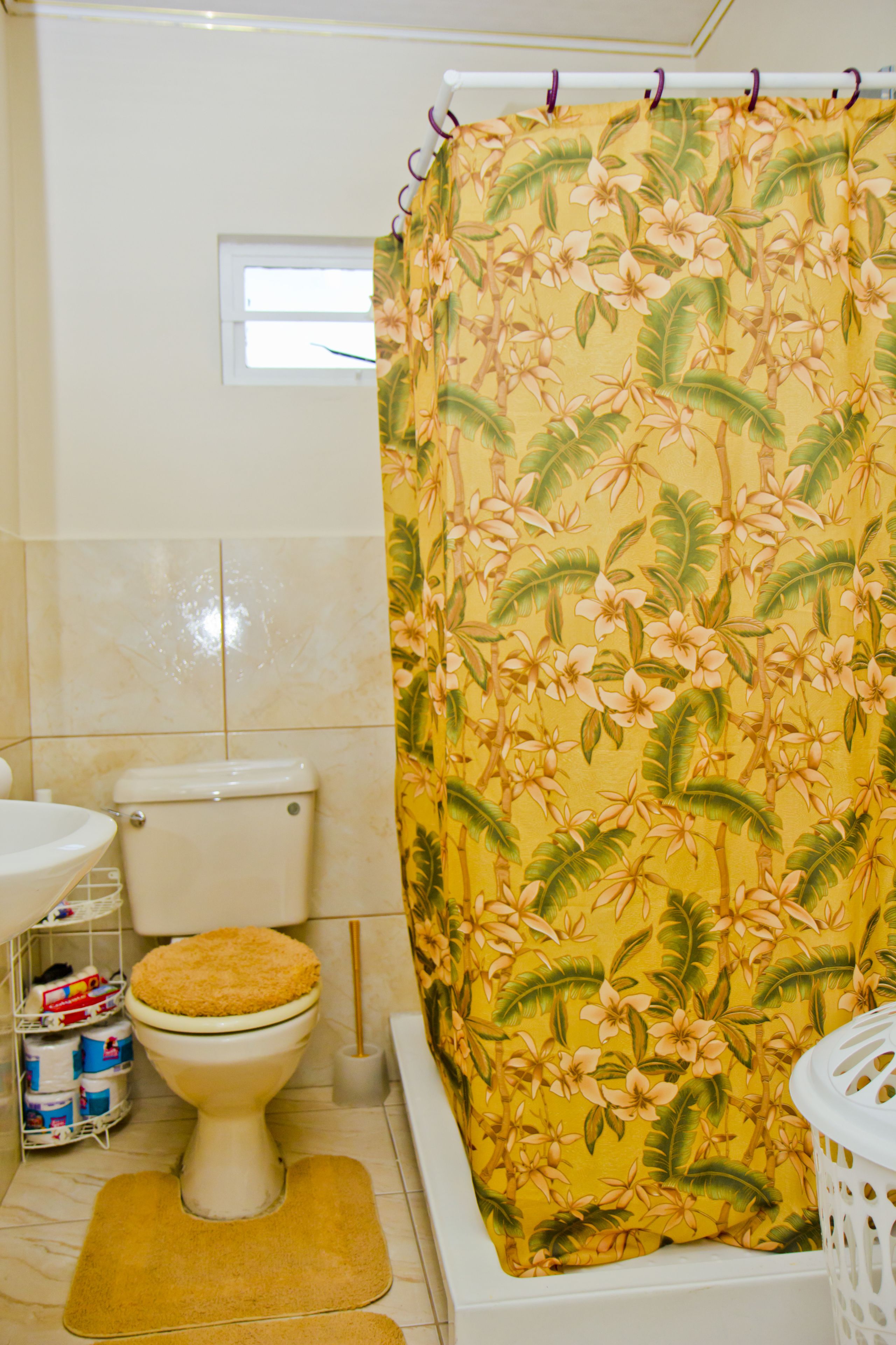 Villa ejecutiva, 5 habitaciones | Baño | Tina con regadera, amenidades de baño gratuitas, secadora de cabello 