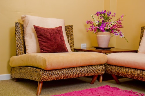 Port of Spain Sandy Guest Apartment