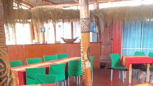 Interior - Kaimana Inn Hotel Restaurant (Hanga Roa)