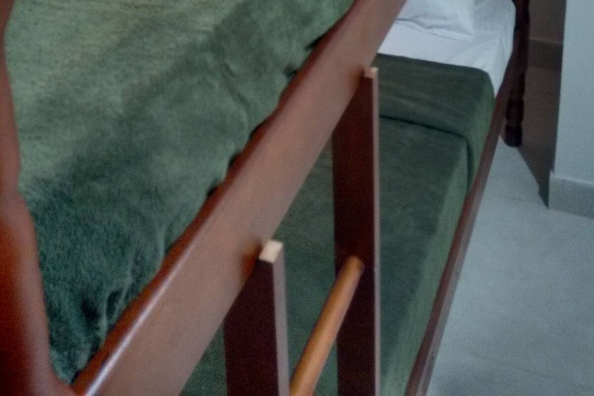 Soundproofing, free WiFi